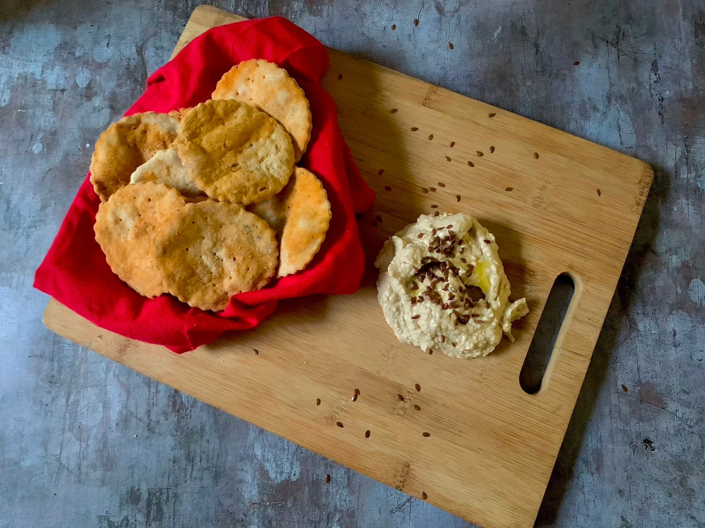 CHILLI AND CUMIN CRACKERS